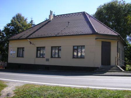 Fotogaléria Obecný úrad (1) Obecný úrad