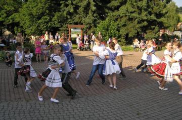 Vystúpenie ZŠ Vystúpenie ZŠ